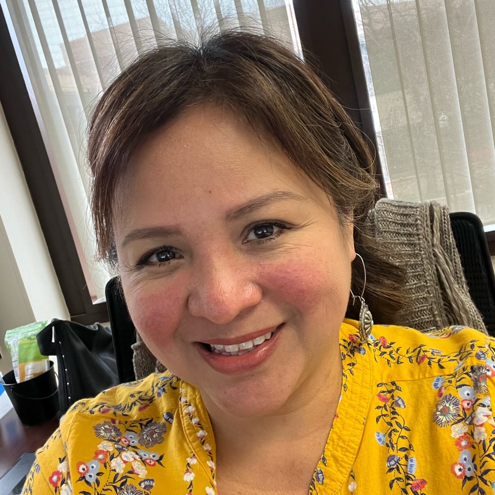 Meet your Posher, Alejandra e.
